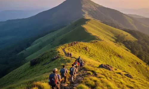 ഗൈഡില്ലാതെ ട്രക്കിങ് അനുവദിക്കില്ലെന്ന് വനം മന്ത്രി; ജി.പി.എസ് ഘടിപ്പിച്ച വാക്കി ടോക്കികൾ ഗൈഡിന്‍റെ കൈവശം ഉണ്ടായിരിക്കണം