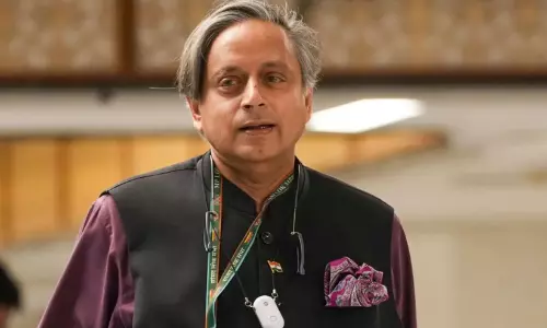 Shashi Tharoor