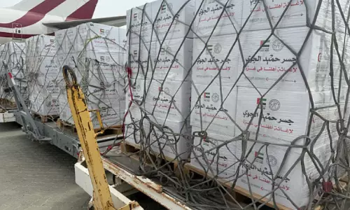 ഗസ്സക്ക് വീണ്ടും യു.എ.ഇയുടെ കൈത്താങ്ങ്; 100 ടൺ ഭക്ഷ്യ വസ്തുക്കൾ വിതരണം ചെയ്തു