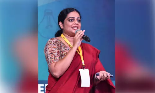 കരുതലോടെ കൈകാര്യം ചെയ്യൂ- അ​ശ്വ​തി