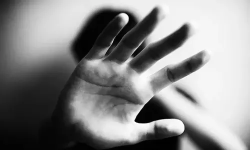 യു​വ​തി​യെ കൊ​ല​പ്പെ​ടു​ത്താ​ൻ ശ്ര​മി​ച്ച കേ​സ്: ഭ​ർ​ത്താ​വി​ന് ക​ഠി​ന ത​ട​വും പി​ഴ​യും