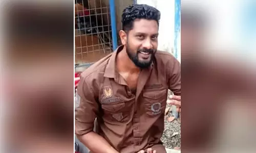 അച്ഛനെ കാത്തിരുന്ന മകൾക്കുമുന്നിലെത്തിയത് ചേതനയറ്റ ശരീരം...