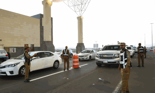 ഹജ്ജ് ഒരുക്കം: മക്കയിലേക്ക് പ്രവേശന നിയന്ത്രണം ഏർപ്പെടുത്തി; ഹജ്ജ് വിസ ഇല്ലാത്തവർക്ക് അനുമതിയില്ല