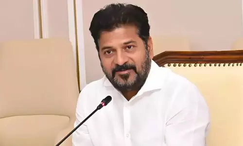 കേന്ദ്രസർക്കാറിന്റേത് കപട വനിതാസ്നേഹം; ലോക്സഭയിലെ പരാജയം അവരുടെ ഗൂഢലക്ഷ്യങ്ങൾക്കുള്ള തിരിച്ചടിയെന്ന് തെലങ്കാന മുഖ്യമന്ത്രി