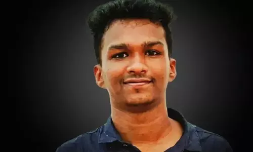 ഒടുവിൽ വിങ്ങിപ്പൊട്ടുന്ന മനസ്സുമായി അവരെത്തി; പൊട്ടിക്കരഞ്ഞ്​ ആ മാതാവും