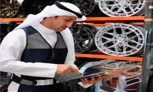 ശുവൈഖ് ഇൻഡസ്ട്രിയൽ ഏരിയയിൽ വാണിജ്യ വ്യവസായ മന്ത്രാലയം പരിശോധന