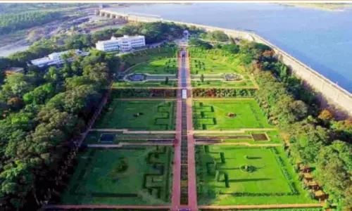 കെ.ആർ.എസ് അണക്കെട്ടിലെ ജലനിരപ്പ് താഴ്ന്നു