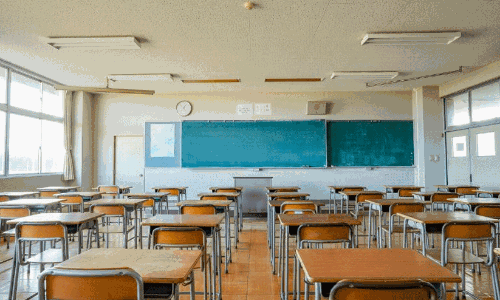 ബഹ്‌റൈനിൽ ഓഫ് ലൈൻ ക്ലാസുകൾ ആരംഭിച്ചു