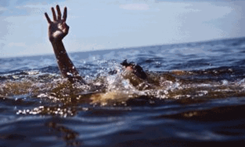 കടലിൽ കളിക്കുന്നതിനിടെ കൗമാരക്കാരന്​   ദാരുണാന്ത്യം