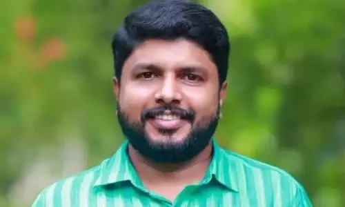 ത​റ​യി​ല്ലെ​ന്ന്‌ പ​റ​ഞ്ഞ​വ​ർ ഇ​പ്പോ​ൾ വി​ള്ള​ലെ​ന്ന്‌ പ്ര​ച​രി​പ്പി​ക്കു​ന്നു -വി. ​വ​സീ​ഫ്‌