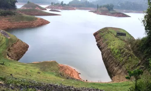 ഇ​ടു​ക്കി​ അണക്കെട്ടിൽ ജ​ല​നി​ര​പ്പ്​ താ​ഴു​ന്നു
