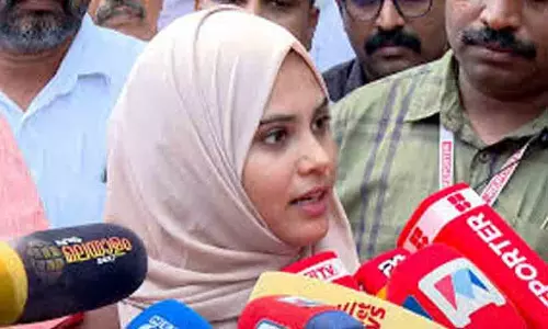 ഉദ്യോഗസ്ഥരുടെ വാദം തള്ളി ഫാത്തിമ തഹ്ലിയ; തുറന്ന റൂമിന്റെ മുകളിൽ എഴുതിയത് സ്‌ട്രോങ് റൂം എന്ന്, ഉള്ളിലേക്ക് പോവരുതെന്ന് പറഞ്ഞു