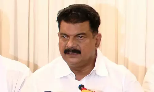 സി.പി.എം-യു.ഡി.എഫ് നേതാക്കൾ ടി.എം.സിയിൽ ചേരുമെന്ന്  പി.വി. അൻവർ: മമതക്ക് അയച്ച കത്ത് പുറത്ത്