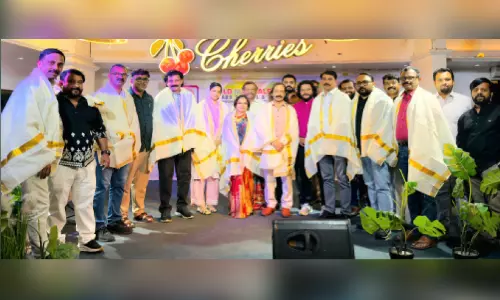 വേ​ൾ​ഡ് മ​ല​യാ​ളി ഫെ​ഡ​റേ​ഷ​ൻ ഭാ​ര​വാ​ഹി​ക​ൾ​ക്ക് റി​യാ​ദി​ൽ സ്വീ​ക​ര​ണം