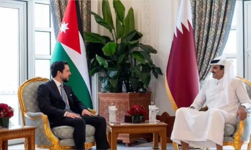 മേ​ഖ​ല​യി​ലെ സു​ര​ക്ഷ ഖ​ത്ത​ർ അ​മീ​ർ -ജോ​ർ​ഡ​ൻ   കി​രീ​ടാ​വ​കാ​ശി കൂ​ടി​ക്കാ​ഴ്ച