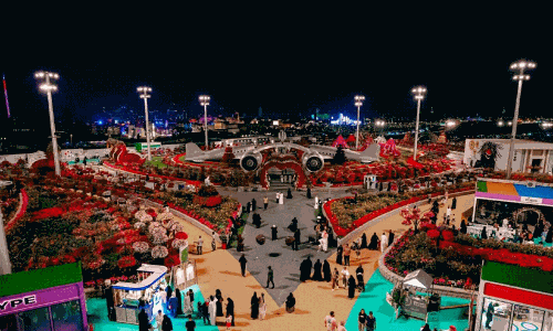 റിയാദിൽ വിസ്മയ കാഴ്ചകളുടെ വാതിലുകൾ തുറന്ന്​ ‘ബൊളിവാർഡ് ഫ്ലവേഴ്സ്’