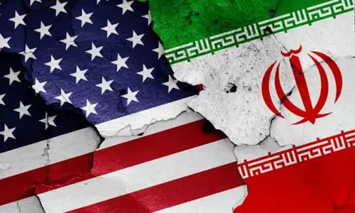 യു.​എ​സ്, ഇ​റാ​ൻ നേ​താ​ക്ക​ൾ ഇ​ന്ന് പാ​കി​സ്താ​നി​ലെ​ത്തും; പൊട്ടിയും ചീറ്റിയും ചർച്ചയിലേക്ക്