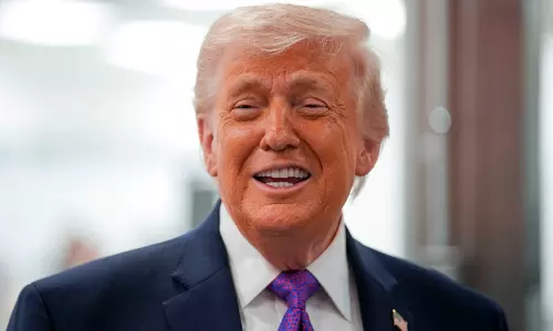 ‘ഇറാന് വേണ്ടത് 500 മില്യൺ ഡോളർ’; ഹുർമുസ് കടലിടുക്ക് തുറക്കാൻ അവർ ആഗ്രഹിക്കുന്നുവെന്ന് ട്രംപ്