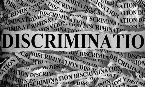 മുതിർന്ന ഉദ്യോഗസ്ഥർ പീഡിപ്പിച്ചു;പരാതിയുമായി ദലിത് ഉദ്യോഗസ്ഥന്‍