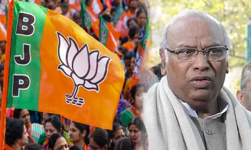 നരേന്ദ്ര മോദിക്കെതിരായ തീവ്രവാദി പരാമർശം: മല്ലികാർജുന്‍ ഖാർഗെ മാപ്പ് പറയണമെന്ന് ബി.ജെ.പി