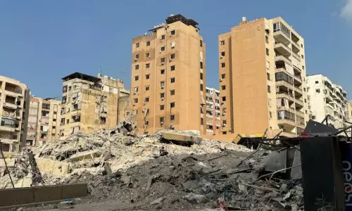 ലബനാനിൽ വീടുകൾ തകർത്ത് ഇസ്രായേൽ സേന; രണ്ടാം ഘട്ട ചർച്ച വ്യാഴാഴ്ച നടക്കും