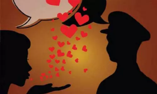 19കാരനെ ഹണി ട്രാപ്പിൽപെടുത്തി പണവും ഫോണും കവർന്നു