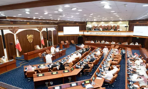 ഇറാനെ പൂർണമായി ബഹിഷ്കരണം; നിർണായക പ്രമേയവുമായി ബഹ്‌റൈൻ പാർലമെന്റ്