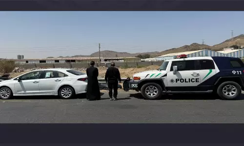 ഹജ്ജ് ചട്ടലംഘനം: അനധികൃതമായി തീർത്ഥാടകരെ എത്തിക്കുന്നവർക്ക് ഒരു ലക്ഷം റിയാൽ വരെ പിഴ