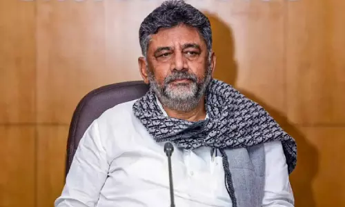 മേ​ക്ക​ദ​ട്ടു പ​ദ്ധ​തി റി​പ്പോ​ർ​ട്ട്; 10 ദി​വ​സ​ത്തി​നു​ള്ളി​ൽ കേ​ന്ദ്ര​ത്തി​ന് സ​മ​ർ​പ്പി​ക്കും -ഉ​പ​മു​ഖ്യ​മ​ന്ത്രി