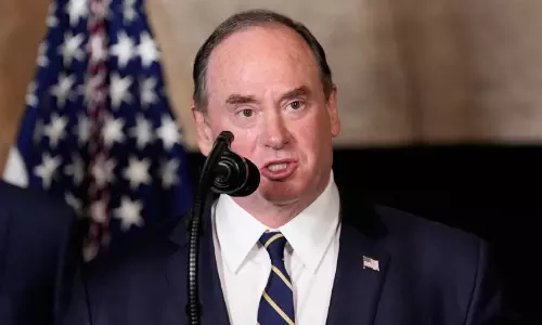 ഇറാൻ ഉപരോധത്തിനിടെ നാവികസേനാ തലവൻ ജോൺ ഫെലനെ പുറത്താക്കി ട്രംപ്