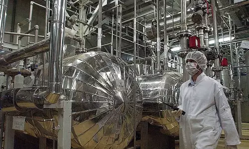 നയതന്ത്ര പ്രതിസന്ധി രൂക്ഷം; ഇറാൻ യുറേനിയം കൈമാറണമെന്ന് യു.എസ്