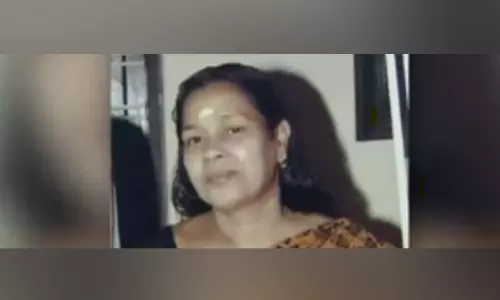 തൃശൂർ വെടിക്കെട്ടപകടത്തിൽ കാണാതായ ഗിരീഷിന്‍റെ അമ്മ മരിച്ചു