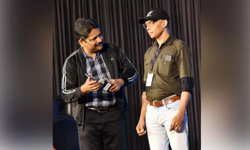 മാ​ന്ത്രി​ക വി​ദ്യ​യി​ലൂ​ടെ മ​ന​സ്സ​റി​ഞ്ഞ് ആ​ന​ന്ദ് മേ​ഴ​ത്തൂ​ർ