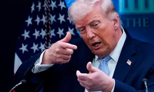 ‘ചർച്ചക്ക് തിടുക്കമില്ല, അമേരിക്കക്ക് ഗുണകരമായ കരാറിലെത്തുക മാത്രമാണ് ലക്ഷ്യം’; ഇറാന് ബോംബിങ്ങിനേക്കാൾ പേടി ഉപരോധത്തെയെന്ന് ട്രംപ്