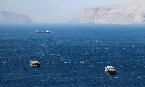 ഹുർമുസ് കടലിടുക്ക് തുറക്കില്ല; അമേരിക്കയുടേത് യുദ്ധപ്രഖ്യാപനമെന്ന് ഇറാൻ