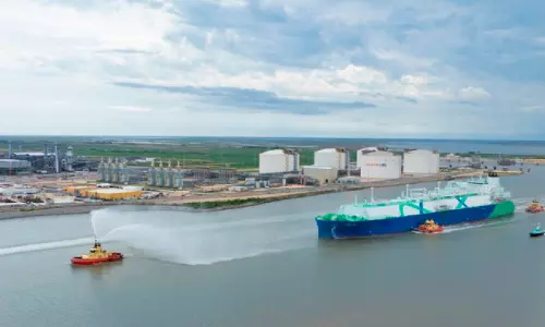 ഗോ​ൾ​ഡ​ൻ പാ​സ് എ​ൽ.​എ​ൻ.​ജി പ്ലാ​ന്റ്; ഖ​ത്ത​ർ  എ​ന​ർ​ജി ക​യ​റ്റു​മ​തി ആ​രം​ഭി​ച്ചു