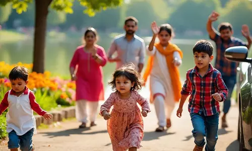 ക​രു​തു​ക, ക​ൺ​ചി​മ്മാ​തെ; അ​വ​ധി​ക്കാ​ല യാ​ത്ര​ക​ളി​ൽ കു​ട്ടി​ക​ളെ അ​പ​ക​ട​ത്തി​ൽ​പെ​ടാ​തെ കാ​ക്കാം