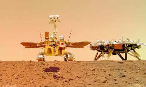 ചൊവ്വയിൽനിന്ന് മണ്ണിറക്കാൻ ചൈന