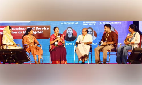 പുതുകാലത്തെ സിവിൽ സർവിസിലേക്ക് വെളിച്ചം വിതറി കലക്ടറും റാങ്ക് ജേതാക്കളും