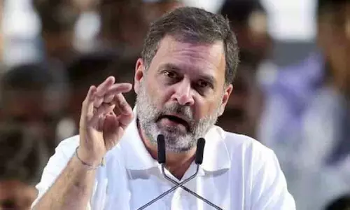 ‘ബംഗാളിൽ ബി.ജെ.പിക്ക് വഴിയൊരുക്കുന്നത് തൃണമൂൽ’: മോദിയെയും മമതയെയും ഒരു കീശയിലാക്കി രാഹുൽ ഗാന്ധി