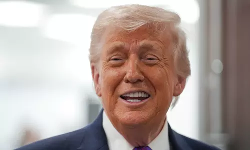 വൈറ്റ് ഹൗസിൽ ട്രംപിന്‍റെ അത്താഴവിരുന്നിനിടെ വെടിവെപ്പ്, സുരക്ഷിത സ്ഥാനത്തേക്ക് മാറ്റി; അക്രമി പിടിയിൽ