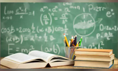 യു.എ.ഇയിലിരുന്ന് നേടാം; യു.കെ ബിരുദം, ന്യൂജെൻ വിദ്യാർഥികൾക്കൊരു സ്മാർട്ട് വഴികാട്ടി