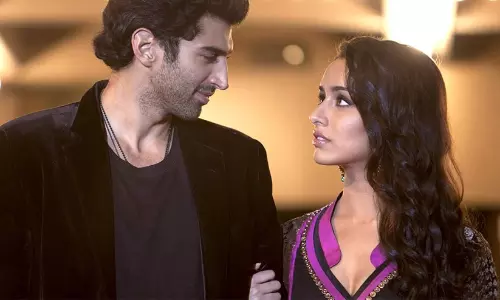 അത് ഒരിക്കൽമാത്രം സംഭവിച്ചു, ഇനി സാധിക്കില്ല; ആഷിഖി 2ന് ശേഷം ശ്രദ്ധ കപൂറിനെയും ആദിത്യ റോയ് കപൂറിനെയും വെച്ച് മറ്റൊരു ചിത്രം ചെയ്യാത്തതിന്റെ കാരണം വെളിപ്പെടുത്തി മോഹിത് സൂരി