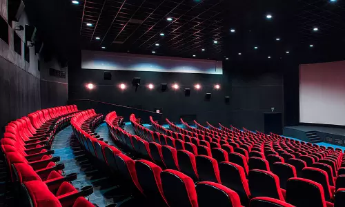 സിനിമാ മേഖലയിൽ നികുതി പ്രതിസന്ധി, സർക്കാർ നിലപാട് നിർണ്ണായകം; പുതിയ സർക്കാർ വന്നാലുടൻ സമരപ്രഖ്യാപനം