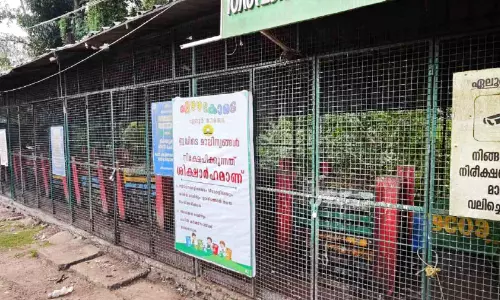 തുമ്പൂർമുഴി മോഡൽ എയ്റോബിക് ബിന്നുകൾ അടച്ചുപൂട്ടി; ഏലൂരിലെ ജൈവ മാലിന്യ സംസ്കരണം പ്രതിസന്ധിയിൽ