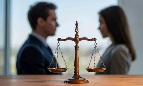 ഒരുമിച്ച് താമസിച്ച് കുട്ടികളുണ്ടായി, ഇപ്പോൾ ബലാത്സംഗം എന്ന് വിളിക്കുന്നു; ലിവിങ് ടുഗതർ ബന്ധങ്ങളിൽ ചോദ്യങ്ങളുമായി സുപ്രീംകോടതി