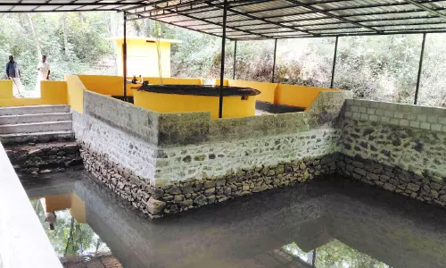 കുടിവെള്ളപദ്ധതി പ്രഹസനം; കുടിവെള്ളത്തിനായി നാട്ടുകാരുടെ നെട്ടോട്ടം