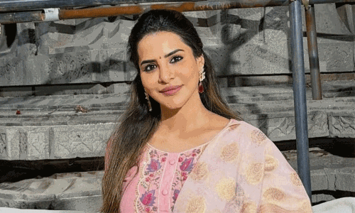 വിവാഹ വാഗ്ദാനം നൽകി യുവാവിൽനിന്ന് 9.35 കോടി തട്ടിയ കേസ് റദ്ദാക്കണമെന്നാവശ്യപ്പെട്ട് നടി ഹൈക്കോടതിയിൽ