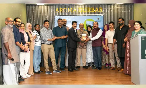 പുസ്തക പ്ര​കാ​ശ​നം