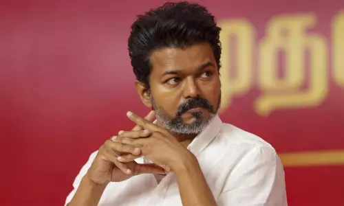 രാഷ്ട്രീയ പ്രചാരണത്തിൽ കുട്ടികളെ ഉപയോഗിച്ചു; വിജയ്‌ക്കെതിരെ ബാലാവകാശ കമീഷനിൽ പരാതി